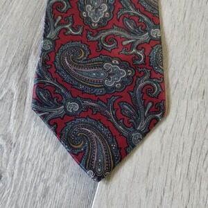 Court House Square Tie 57 X 4 Italian Silk Red Blue Paisley Abstract Floral